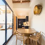 The Residences At Bartomeu 26 Rusinol Апартаменти